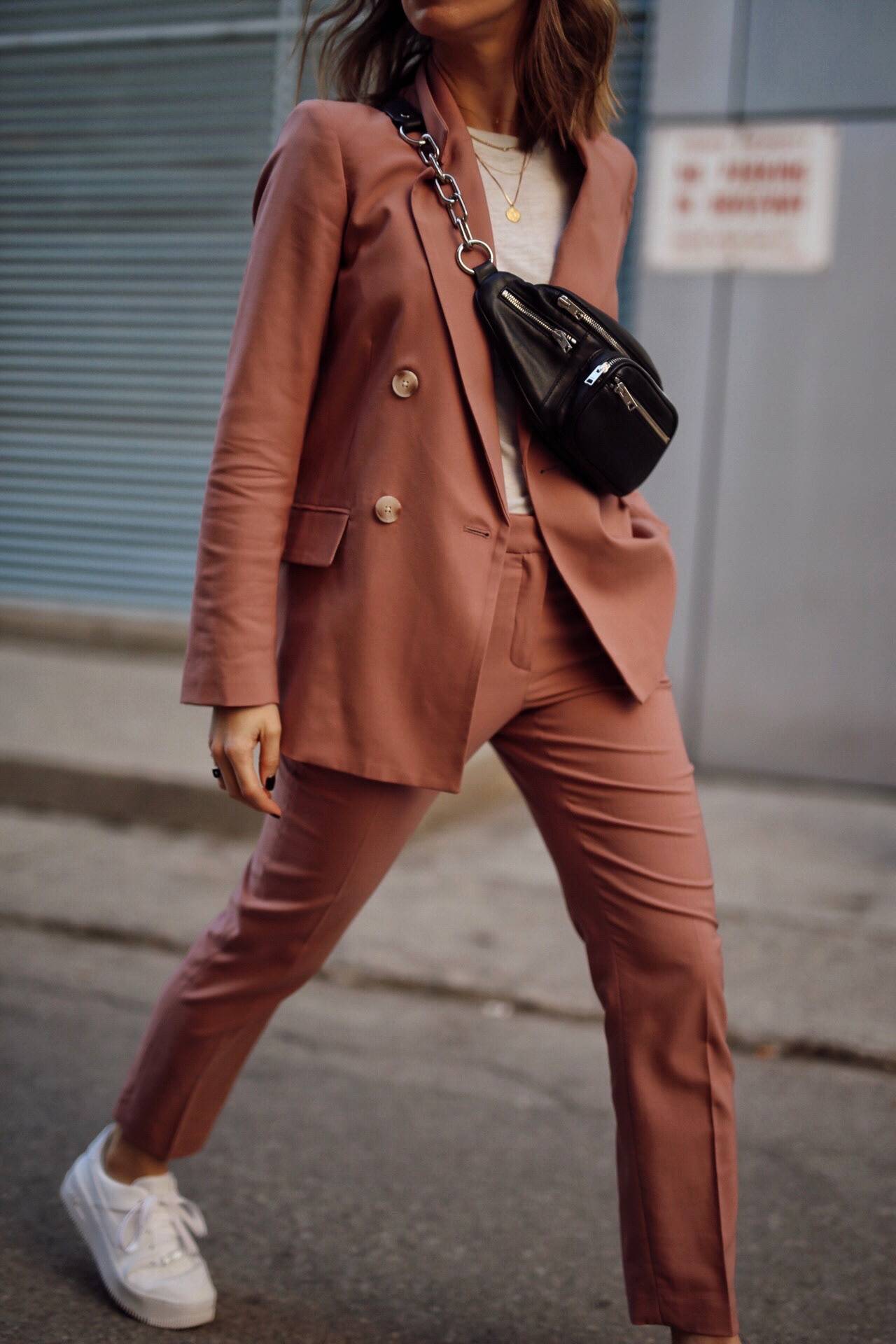 SPRING OUTFIT IDEAS + SALE PICKS